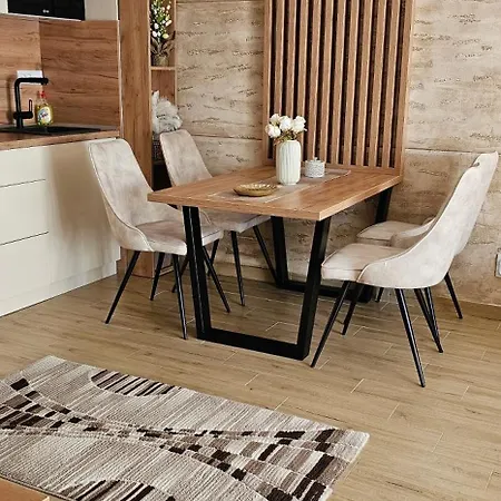 Hill Isidorovic Apartamento *