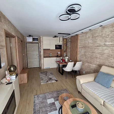 Hill Isidorovic Apartamento