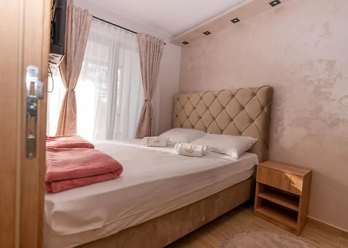Hill Isidorovic Apartman Divcibare