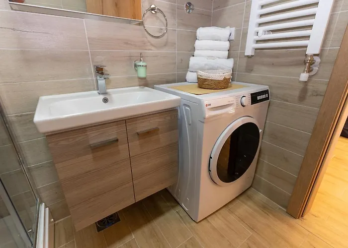 Hill Isidorovic Apartman