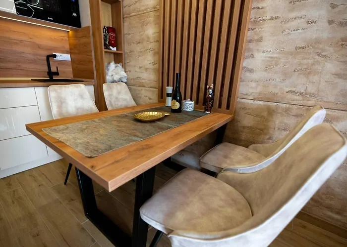 Hill Isidorovic Apartman *