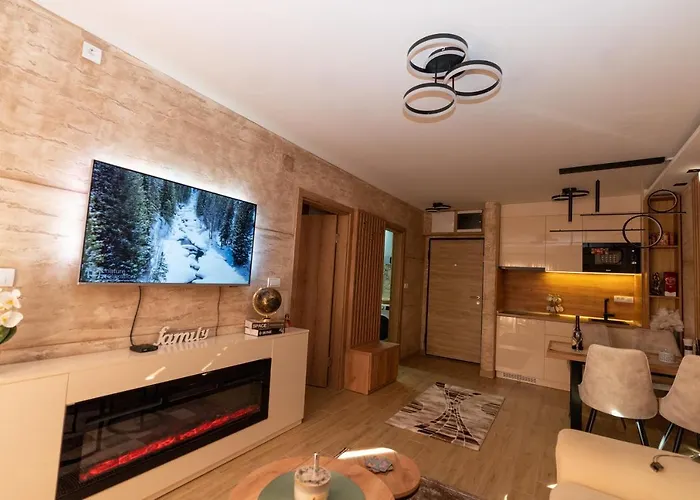 Hill Isidorovic Divcibare